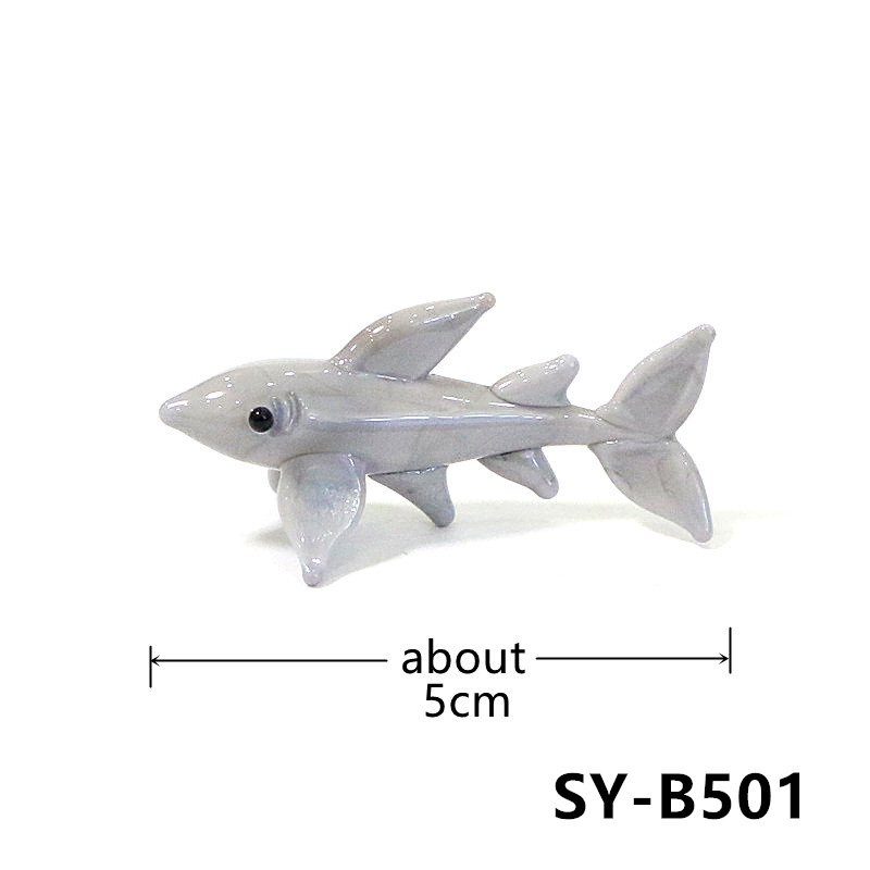 تمثال سمكة قرش زجاجي صغير مصنو - مراجعة Marine Aquarium Home وسعره