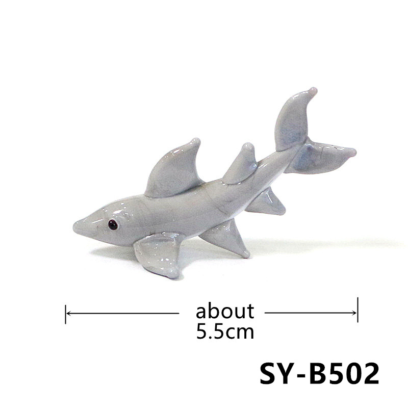 تمثال سمكة قرش زجاجي صغير مصنو - مراجعة Marine Aquarium Home وسعره